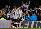 La Selección argentina habla adentro de la cancha: clasificación al Mundial y baile histórico a Brasil