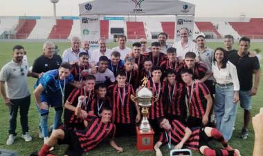 ¡El Patrón gritó campeón en la primera edición de la Copa Túnel Subfluvial!