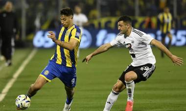 Deportivo Riestra rescató un empate agónico ante Rosario Central