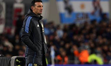 Scaloni confirmó que Messi no viajará a Ecuador: "Terminó cansado y merece pasar tiempo con la familia"