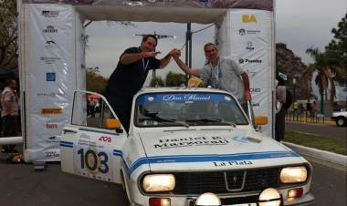 Un Renault 12 de 1976 ganó el Gran Premio Argentino Histórico 2025