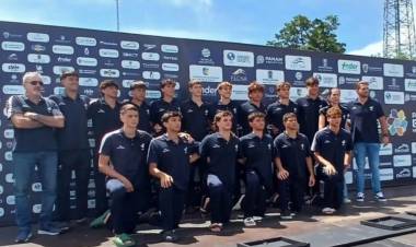 La selección nacional juvenil de waterpolo entrena este fin de semana en Santa Fe
