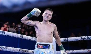 Alan Crenz, el boxeador santafesino que pelea por el título y sueña con escalar en el ranking