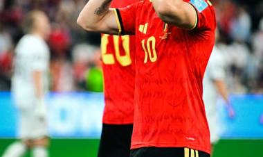 Bélgica goleó a Nueva Zelanda y consiguió el primer puesto en el Grupo G