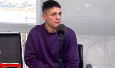 El campeón superligero latino de la FIP, Alan Crenz visitó los estudios de Mañana UNO