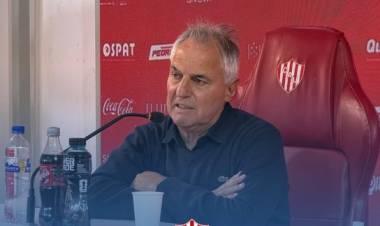Madelón, tras la caída de Unión: "Soy responsable, hay que darle equilibrio al equipo"