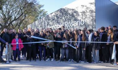 Quedó inaugurado el estadio multipropósito "Invencible Rosario"