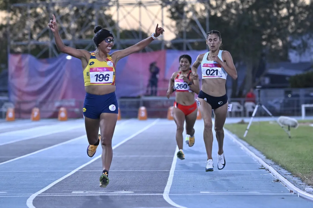 Atletismo: jornada de finales y récord en el CARD