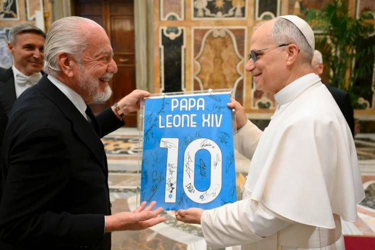 El Papa León XIV recibió al Napoli campeón: “Ganar el campeonato es mérito del equipo”
