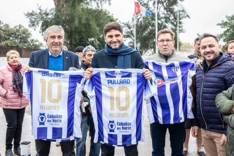 Pullaro: “Este Gobierno maneja los recursos de manera austera, eficiente y honesta, bajó costos y por eso hace obras en toda la provincia”