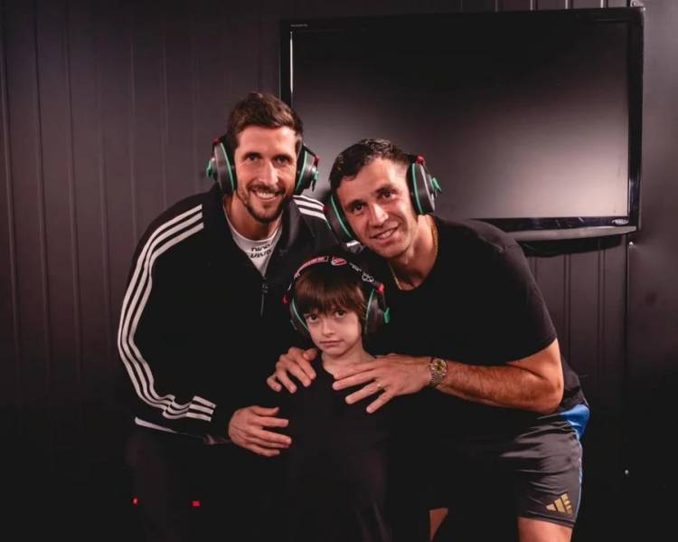 El “Dibu” Martínez y Rodrigo Rey protagonizaron una campaña de concientización en Independiente