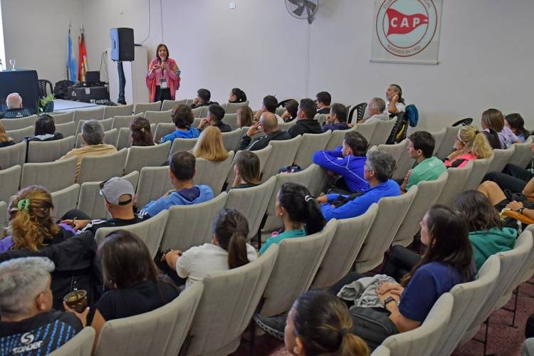 Los Jadar y la faceta educativa: arrancó el Congreso con presencia de una ex Leona