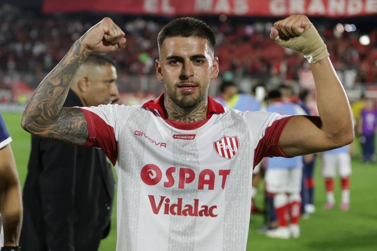 Unión venció a Newell’s y se subió a la punta de la zona A