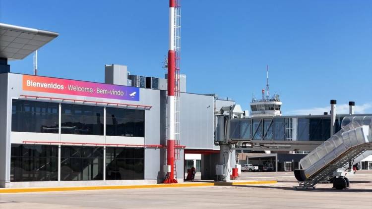 Con el Aeropuerto de Rosario a pleno, Santa Fe estrecha vínculos con Europa para fortalecer la conectividad internacional y el turismo receptivo