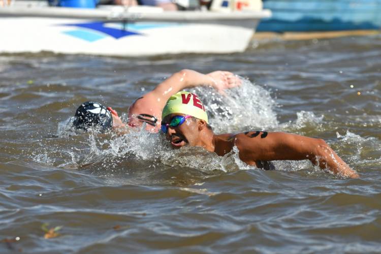 Postales de la maratón ccuática más linda del mundo