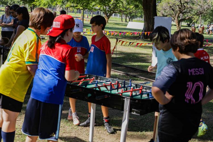  Vecinos del Parque Federal disfrutaron una tarde de deportes rumbo a los Juegos Suramericanos