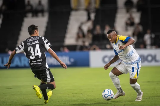 Sin Di María, Rosario Central le ganó a Libertad en Paraguay por la Copa Libertadores