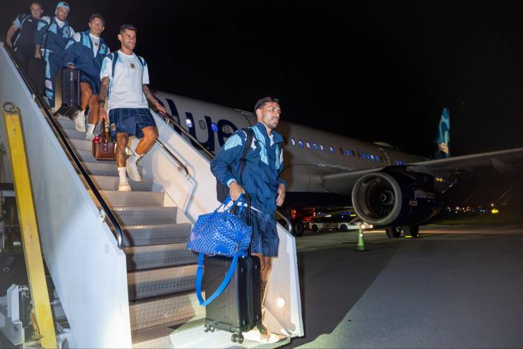 La Selección argentina llegó a Miami para el duelo ante Cabo Verde