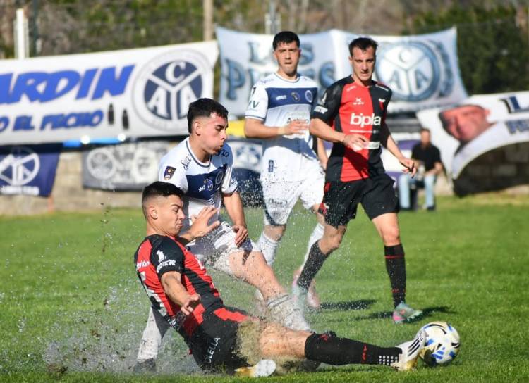 En el final Colón encontró el empate ante Acasusso