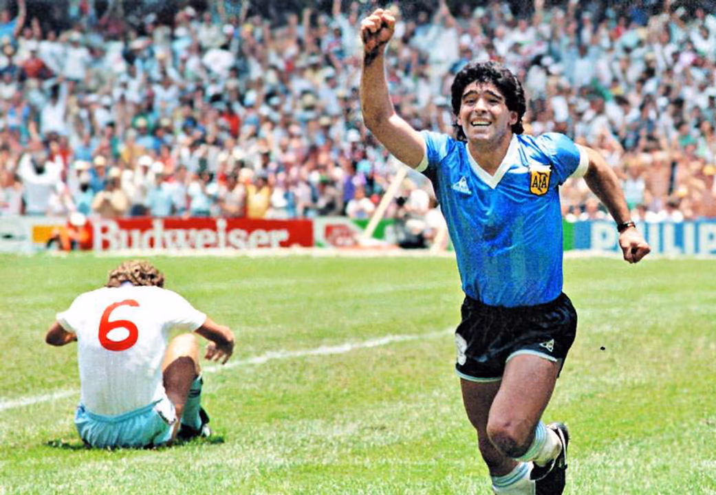La historia de la camiseta azul con la que Argentina eliminó a Inglaterra en México 86