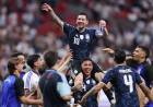 Messi celebró poder darle una alegría a los argentinos que no tienen trabajo y no llegan a fin de mes