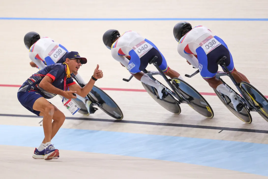 Ciclismo de pista: Colombia y Chile ganaron la Persecución por equipos en el Velódromo de Rafaela