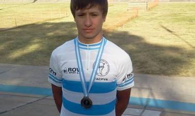 Calvo impulsa el nombre de Ezequiel Mandril para el velódromo de los Suramericanos en Rafaela