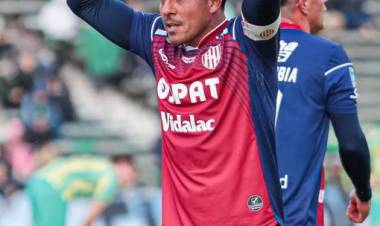 Unión reaccionó a tiempo, dio vuelta el resultado y venció a Aldosivi 3-1