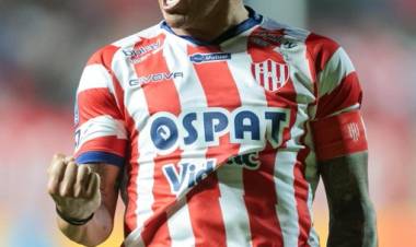 Tarragona, el goleador que volvió a sonreír: "Necesitábamos este triunfo"