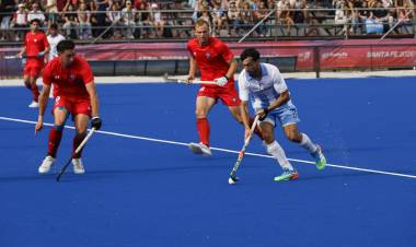 Fiesta del hockey en la ASH: Las Leonas y Los Leones hicieron vibrar a Santa Fe a estadio lleno