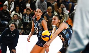 La rosarina Martina Bednarek y la felicidad por ganar la medalla de plata con Las Panteras: «En mi casa»