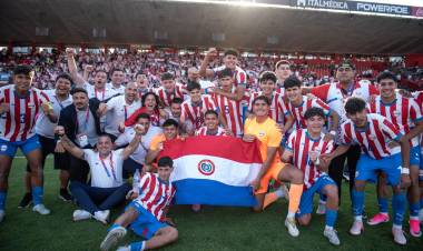 Un Coloso celeste y blanco: 40 mil personas acompañaron a Argentina hasta la plata en fútbol Suramericano