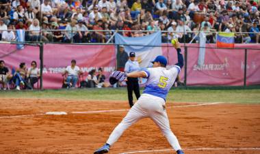 “Es un acierto poder potenciarlo”: Poletti celebró la medalla de plata en sóftbol