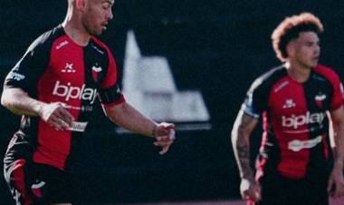 Lértora, tras el empate de Colón: "No hicimos un buen primer tiempo"