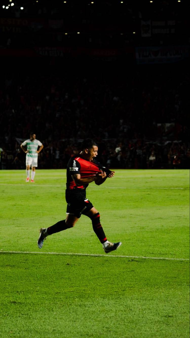 Faltó eficacia y el sabaleo empató con Ferro en Santa Fe