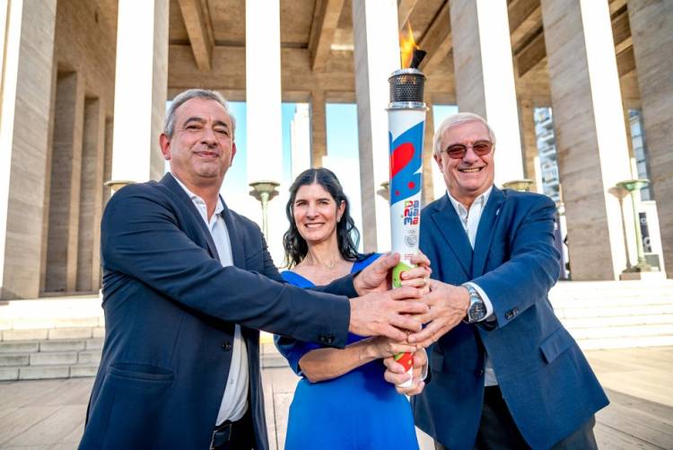 El final de un evento histórico e inolvidable: Rosario 2022 le entregó el Fuego Suramericano a Panamá 2026