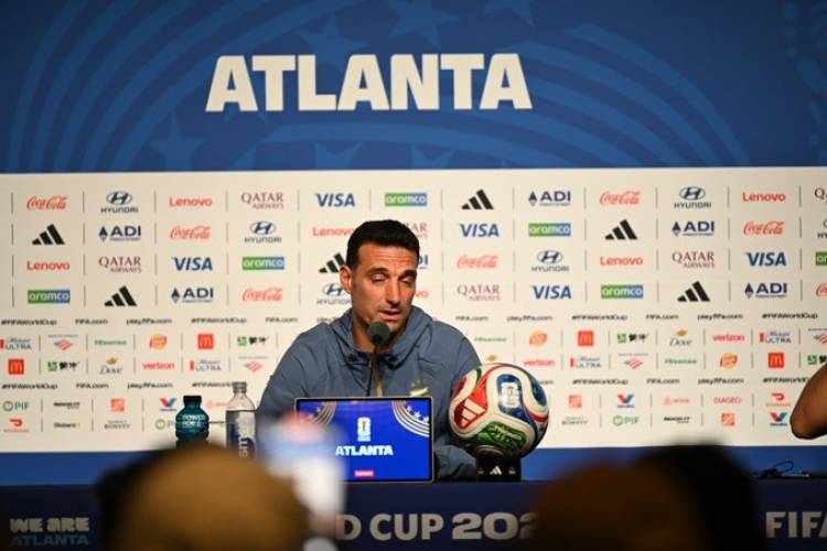 Scaloni, sobre el agónico triunfo: “No puedo hablar de la emoción"