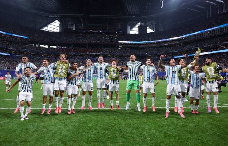 Lionel Scaloni en la previa a los cuartos de final: “Jugaremos muy parecido al partido pasado”