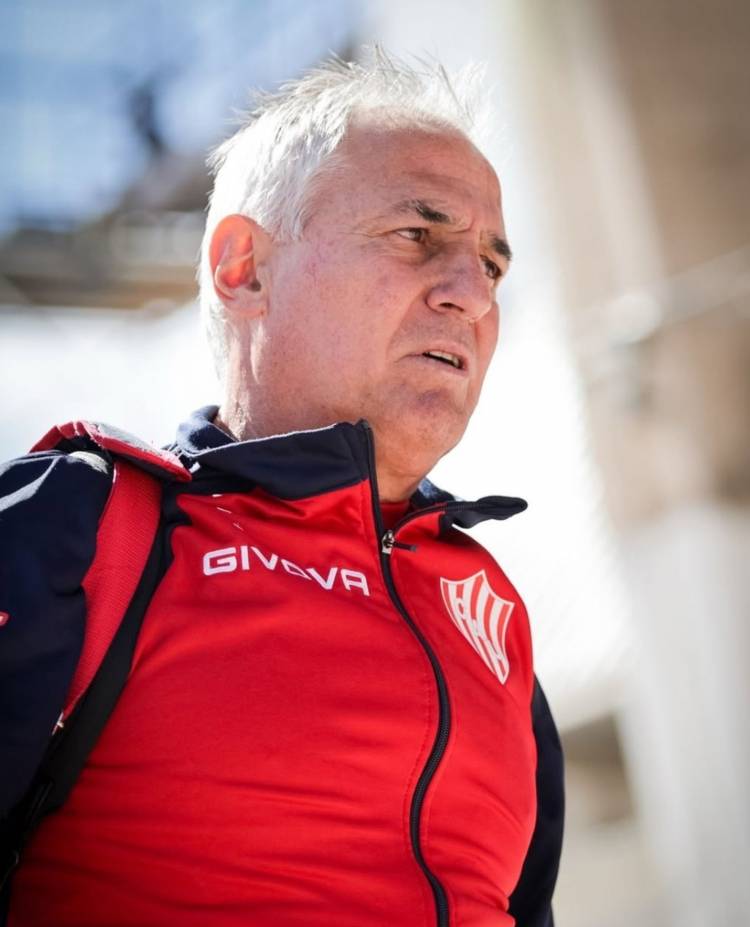Madelón fue crítico con el penal, pero respaldó a Unión: "Hay que seguir por este camino"