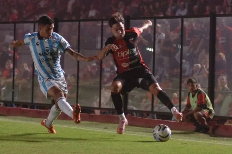 A Colón no le salió nada y perdió por la mínima ante Racing de Córdoba