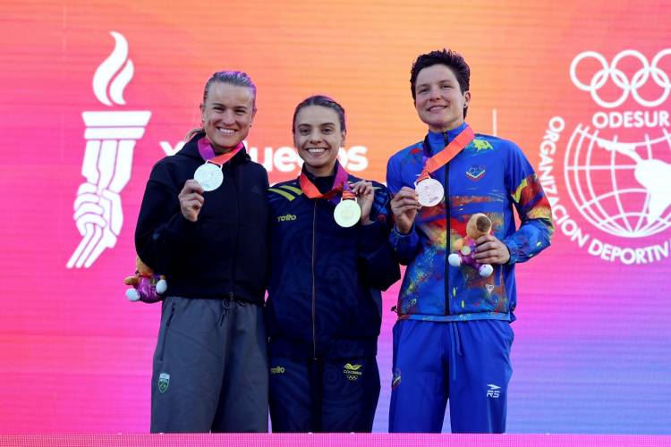 Triatlón femenino: Historias, emociones y un podio que dejó huella en Santa Fe