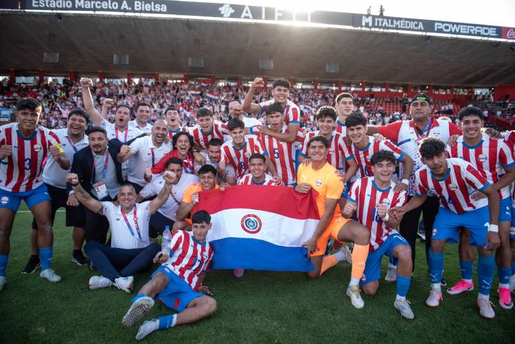 Un Coloso celeste y blanco: 40 mil personas acompañaron a Argentina hasta la plata en fútbol Suramericano